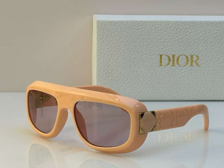 Picture of Dior Sunglasses _SKUfw55561244fw